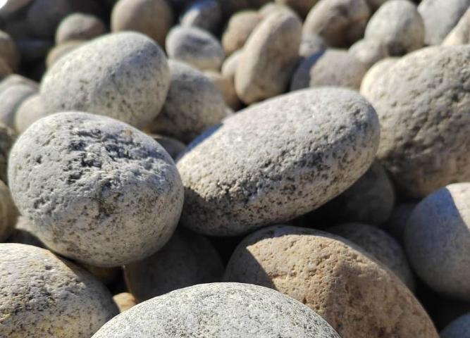 Купить речную и морскую гальку напрямую у производителя с доставкой  купить в Новосибирске от производителя, без посредников