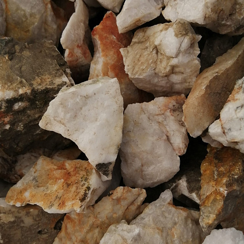 фото Кварц ( фр. 70-100 мм)  купить в Новосибирске в интернет-портале КАМЕНЬ КЛУБ