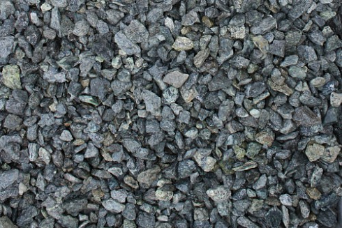 Kamenclub.ru: Щебень крошка зеленый (змеевик) фр. 10-20 мм.  купить в Новосибирске змеевик зеленый, салатовый декоративная ландшафтная каменная крошка щебня 7 200 руб/т   фото КАМЕНЬ КЛУБ