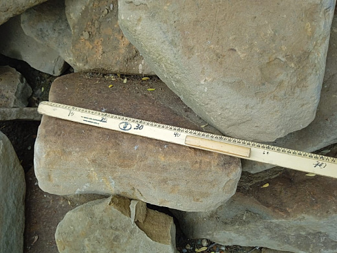 Kamenclub.ru: Песчаник для мощения дорожек, площадок, парковок ( фр 5-10 см)  купить в Новосибирске песчаник  серый желтый коричневый рыжий песчаник оголтованный окатанный 6500 руб/т   фото КАМЕНЬ КЛУБ