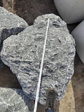 фото ГЛЫБЫ и СКАЛЬНИК (ландшафтный крупный диабаз, змеевик, гранит, яшма, кварц, песчаник)  купить в Новосибирске