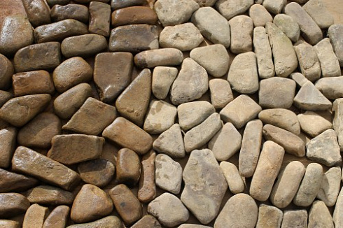 Kamenclub.ru: Песчаник брусчатка  купить в Новосибирске    5 500 руб/т   фото КАМЕНЬ КЛУБ