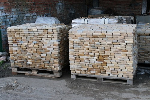 Kamenclub.ru: Песчаник брусчатка (Готика) art PSG-L-01  купить в Новосибирске    2300 руб/кв.м   фото КАМЕНЬ КЛУБ