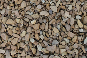 Kamenclub.ru: Щебень крошка желтый (песчаник) фр. 10-20 мм.  купить в Новосибирске песчаник бежевый, серый, рыжий декоративный ландшафтный щебень колотый 9500 руб/т   фото КАМЕНЬ КЛУБ