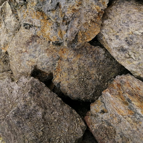 фото Змеевик салатовый  (фр. 70-100 мм)  купить в Новосибирске в интернет-портале КАМЕНЬ КЛУБ