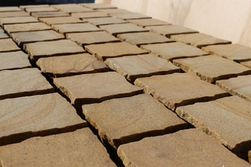 Kamenclub.ru: Песчаник брусчатка (Прага) art PSG-10-07  купить в Новосибирске    2600 руб/кв.м   фото КАМЕНЬ КЛУБ