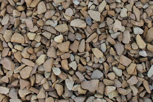 Kamenclub.ru: Щебень крошка желтый (песчаник) фр. 10-20 мм.  купить в Новосибирске песчаник бежевый, серый, рыжий декоративный ландшафтный щебень колотый 9500 руб/т   фото КАМЕНЬ КЛУБ