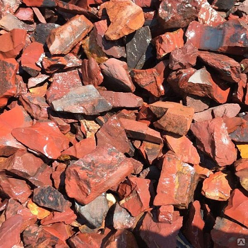 Kamenclub.ru: Щебень крошка красный (ЯШМА) фр. 5-10 мм.  купить в Новосибирске крошка каменная яшмы красный, бордовый, темно-красный декоративная крошка ландшафтная каменная яшмоидная 8500 руб/т   фото КАМЕНЬ КЛУБ