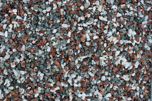 Kamenclub.ru: Мраморная крошка (щебень крошка микс: белый-розовый) фр. 10-20 мм.  купить в Новосибирске мрамор белый, розовый каменный декоративный ландшафтный щебень 12000 руб/т   фото КАМЕНЬ КЛУБ